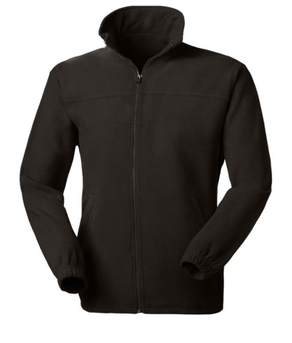 Long zip anti-pilling fleece with two pockets. Colour black
