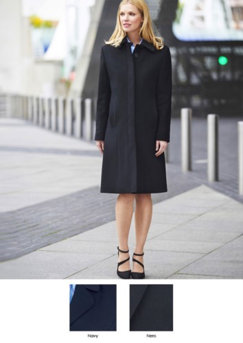 Elegant coat with seven buttons and two pockets, 60% Wool, 20% Caschemere, 20% Polyamide.