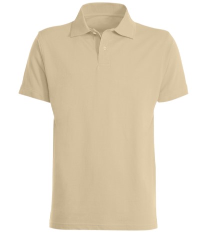 Short sleeved polo shirt, closed collar, double stitching on shoulders and armholes, vents at the bottom, reinforcement on the back of the neck, colour sand