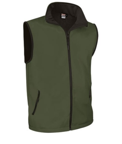 soft shell vest with long zip in polyamide and elastane and microfleece lining. Colour: military green