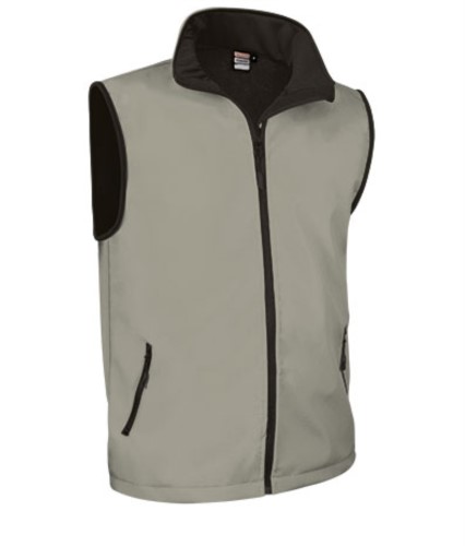 soft shell vest with long zip in polyamide and elastane and microfleece lining. Colour: beige