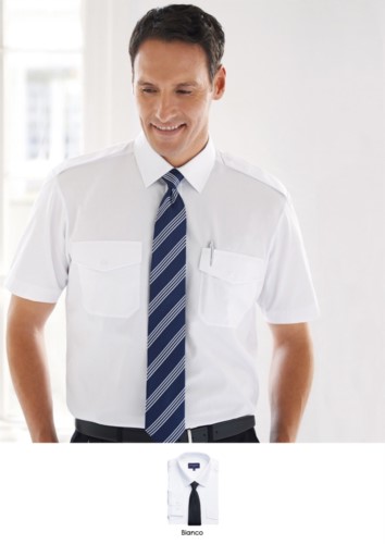 White men's short-sleeved shirt, classic fit model, in polyester and cotton. Easy iron fabric. Ideal for elegant workwear.