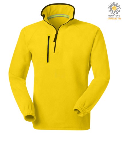 Short zip fleece, two pockets with one zipped pocket. Colour: yellow