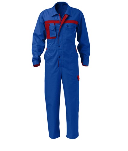 Overalls, multi-pocket, two-tone. Central button closure. Colour: royal blue and red